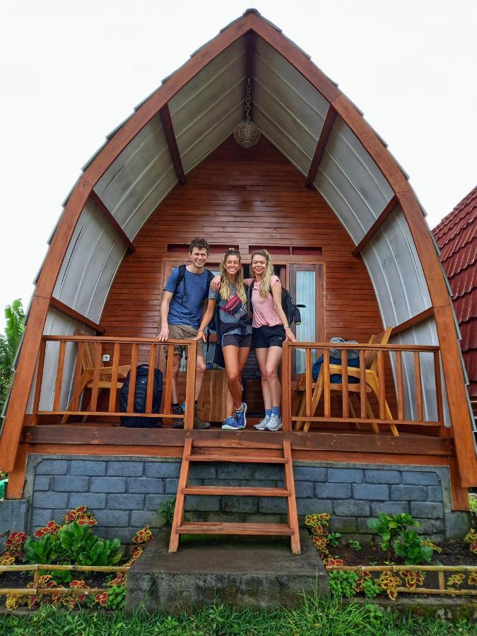 Family Rinjani Bungalow Sajang Екстериор снимка