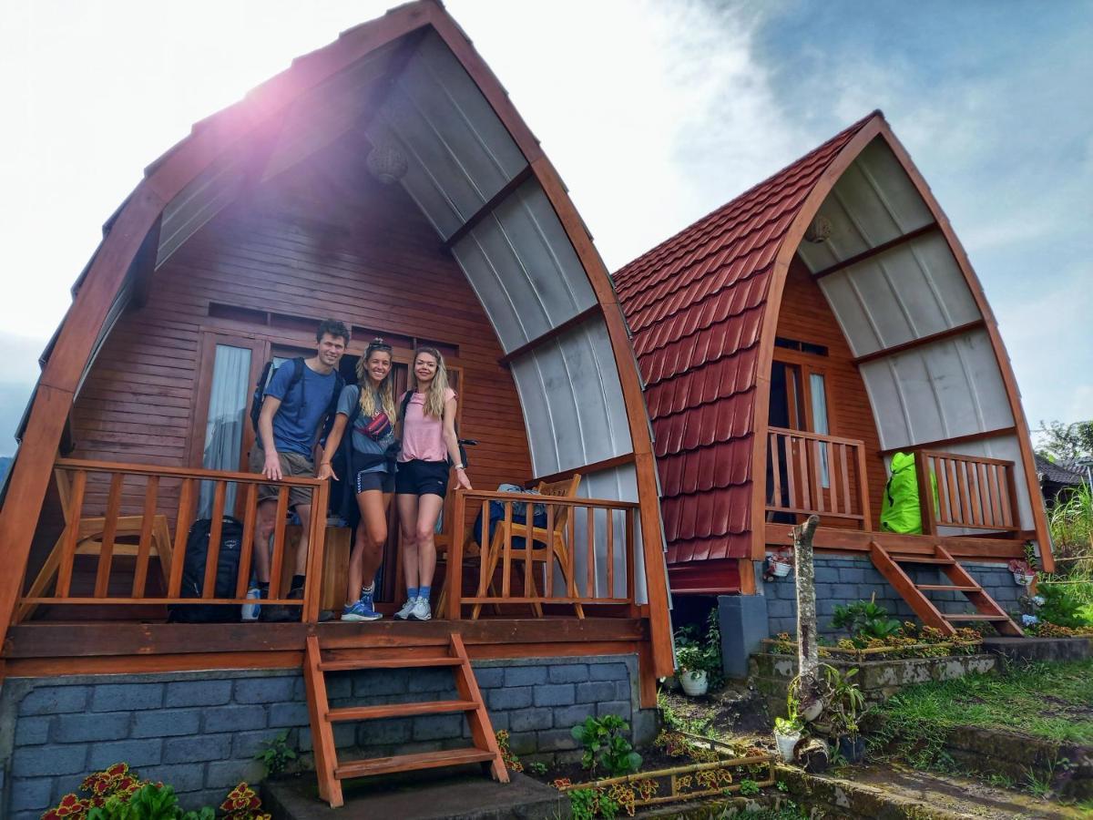 Family Rinjani Bungalow Sajang Екстериор снимка