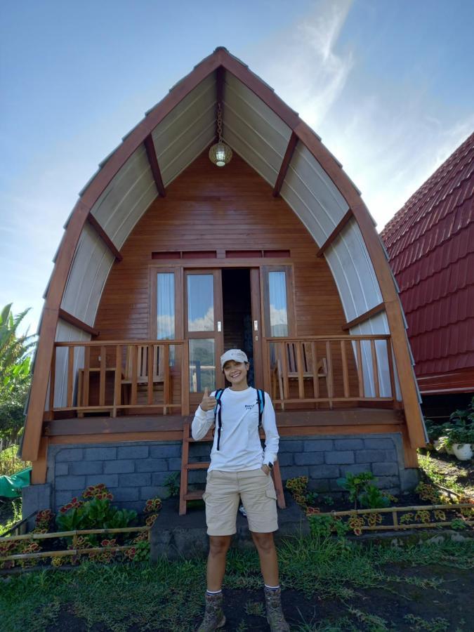 Family Rinjani Bungalow Sajang Екстериор снимка