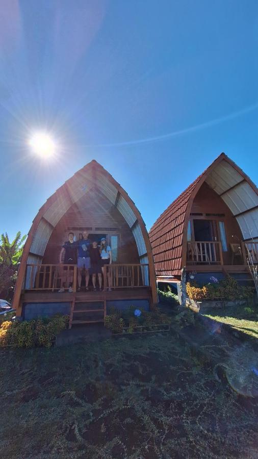 Family Rinjani Bungalow Sajang Екстериор снимка