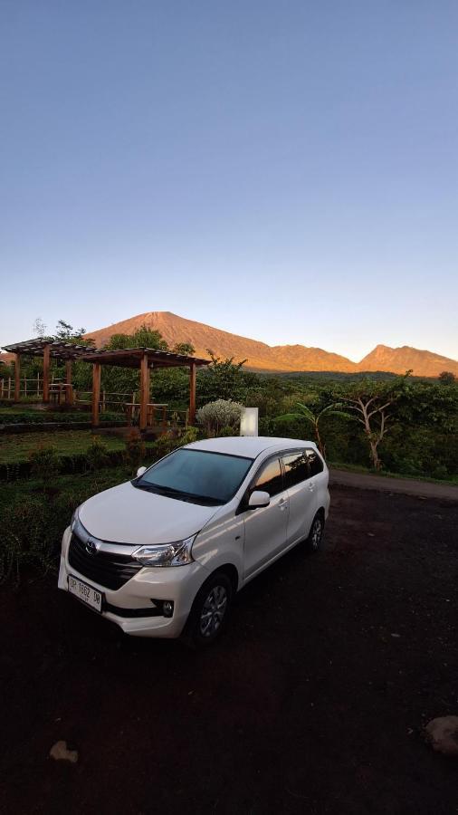 Family Rinjani Bungalow Sajang Екстериор снимка