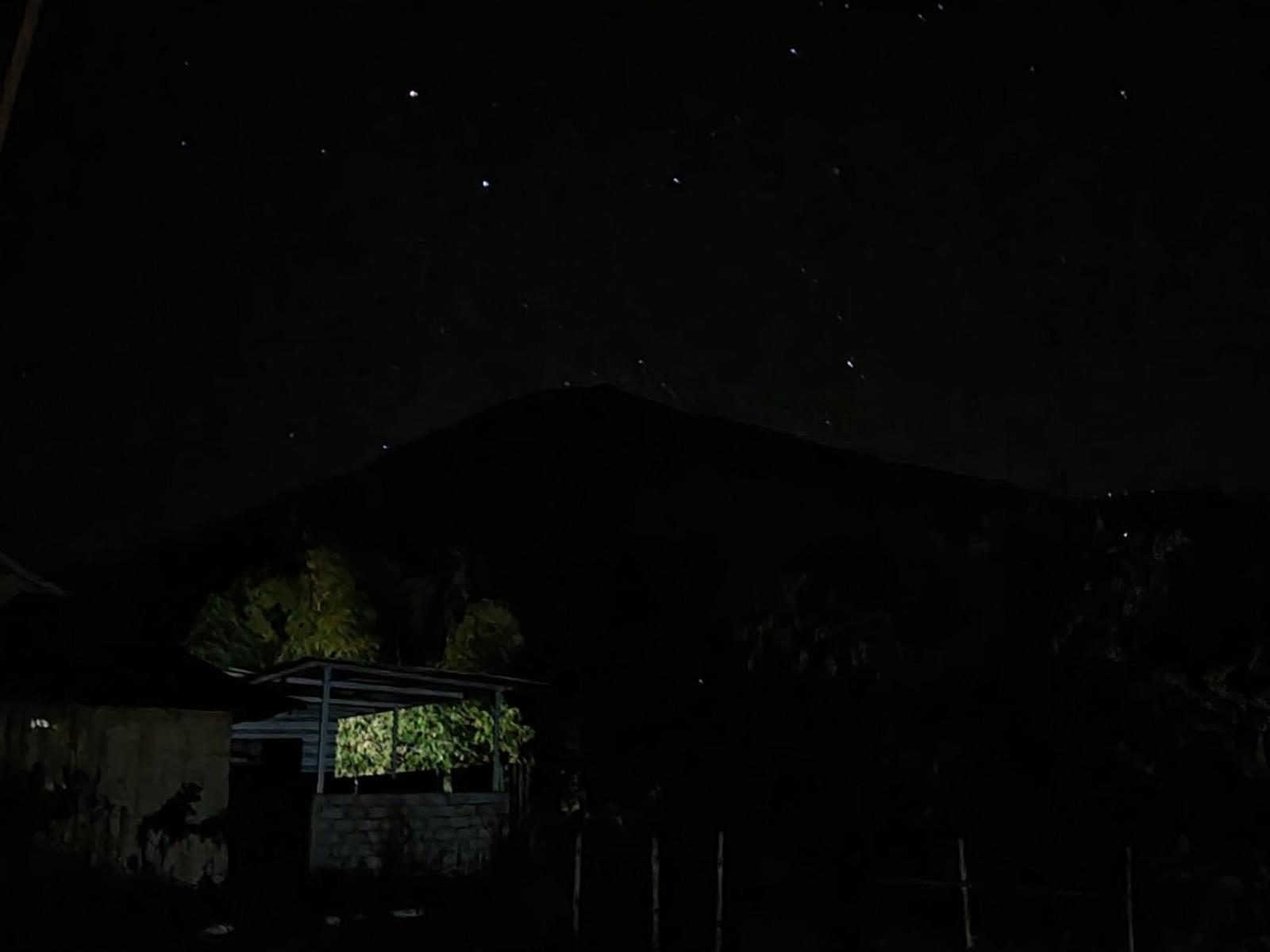 Family Rinjani Bungalow Sajang Екстериор снимка